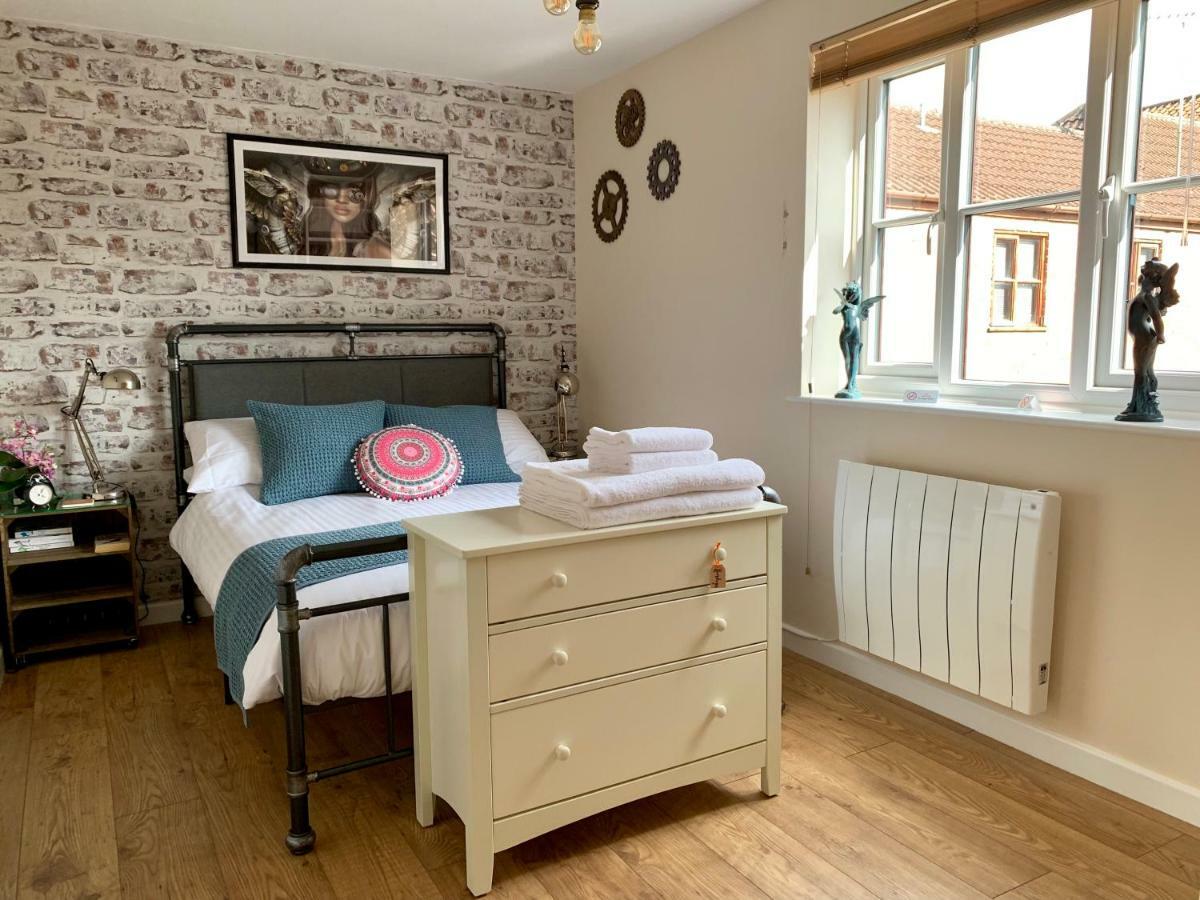 Pristine Apartment In The Centre Of Glastonbury Exterior foto